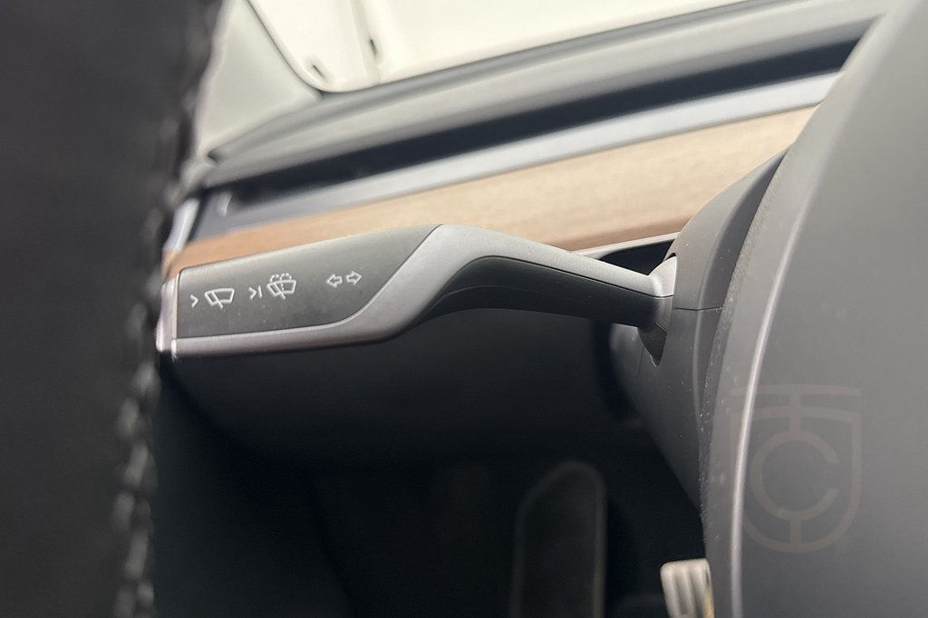 Tesla Model Y Performance