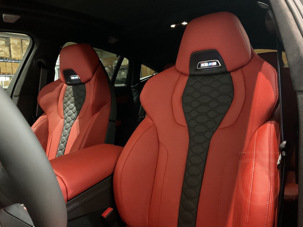 BMW X6 M Competition Bowers & Wilkins, Aktive Sitzhe