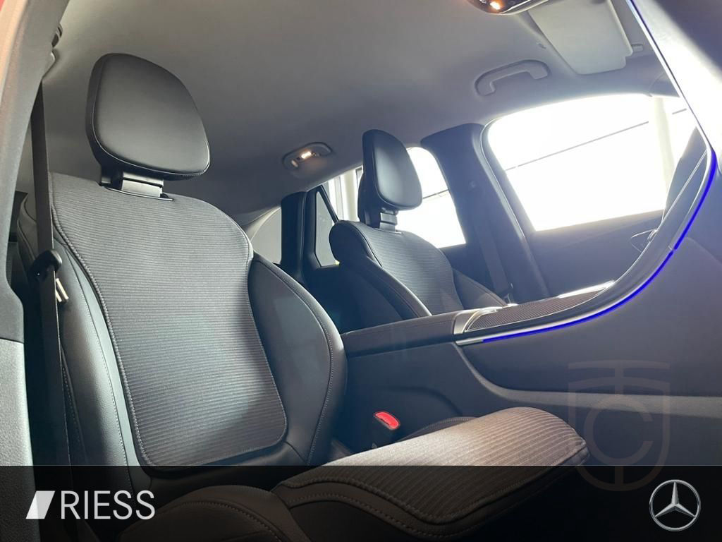 Mercedes-Benz GLC 300 e AVANTGARDE+AHK+DISTR+TOTWKL+DIGI L+360