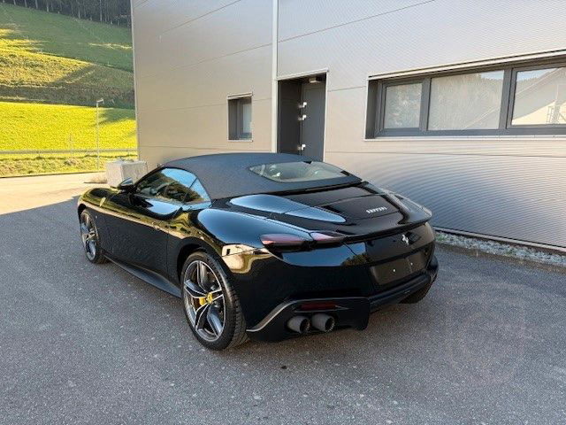 Ferrari Roma Spider MY25/MAGNERIDE/Carbon/Surround