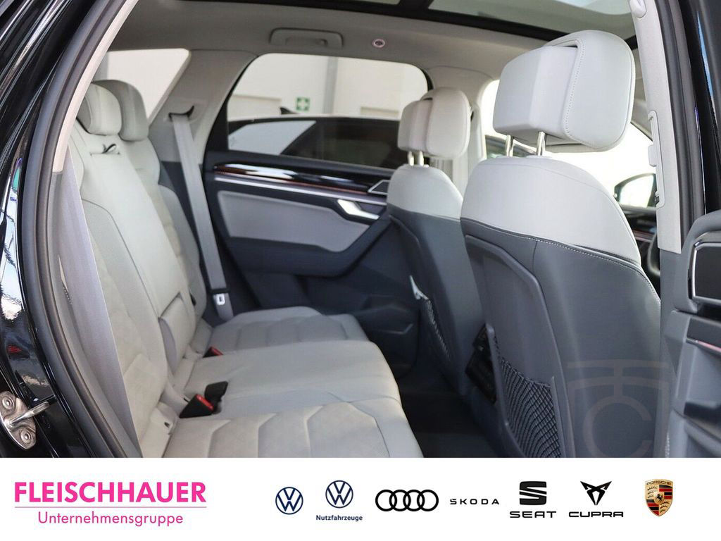 Volkswagen Touareg R-Line 3,0 V6 TSI HUD Luft StandHZG Pano