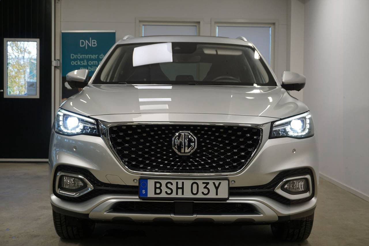 MG EHS LUXURY Plug-in BLACK FRIDAY Panorama