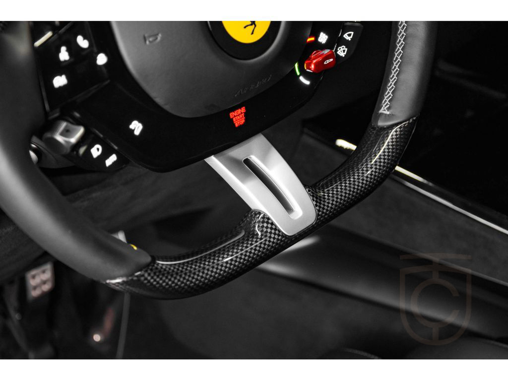 Ferrari Purosangue 6.5 V12