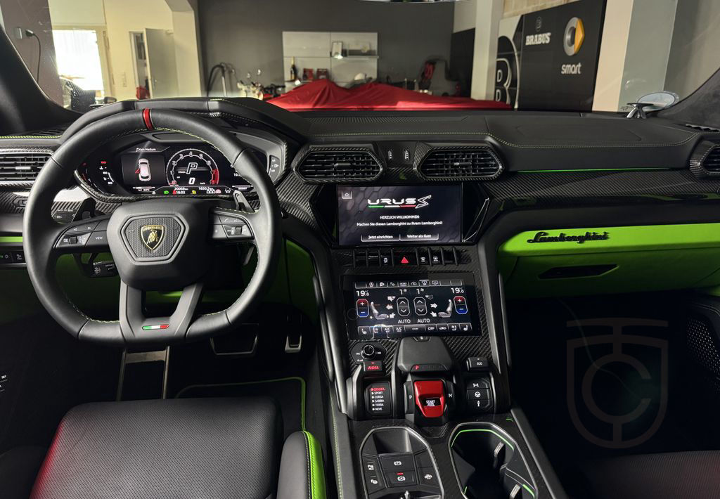 Lamborghini Urus S Dynamikpaket Schiebedach Carbon Akrapovic