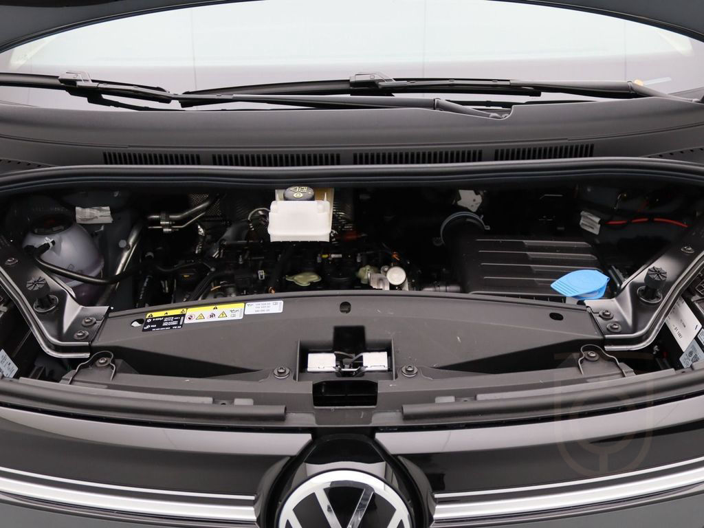 Volkswagen Multivan Life 2.0 TSI DSG/ Matrix, AHK, 7-Sitzer