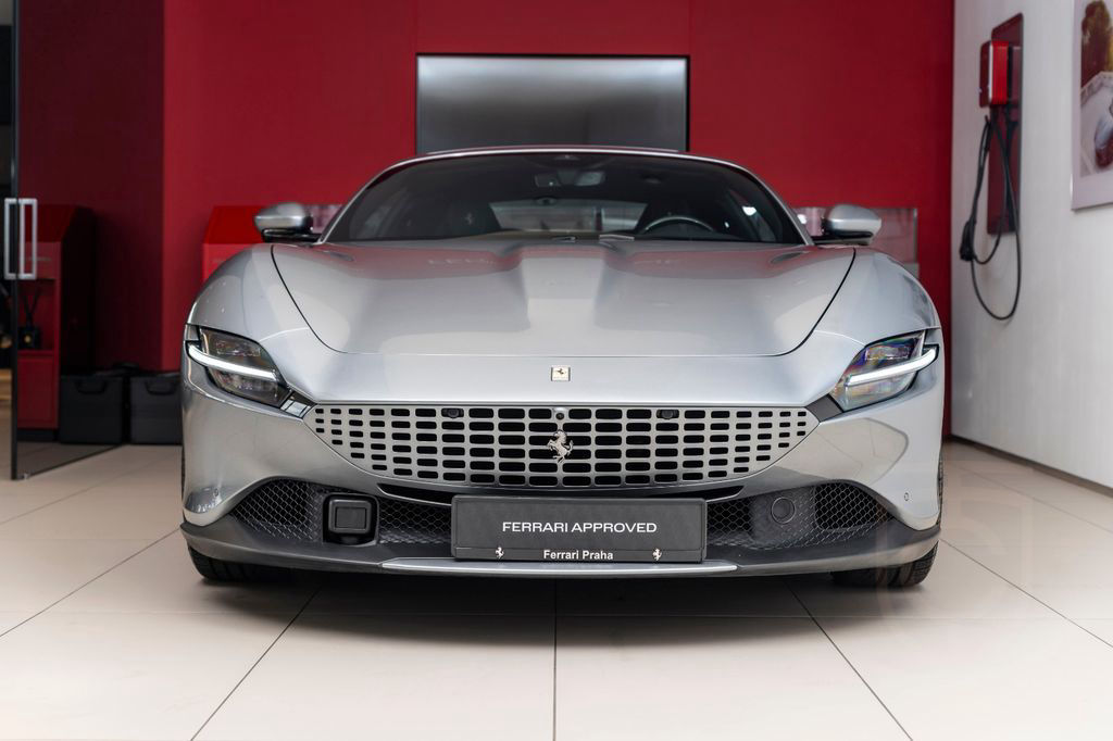 Ferrari Roma Cupé
