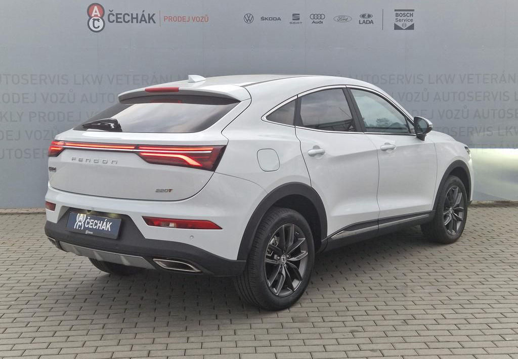Dongfeng Fengon 5