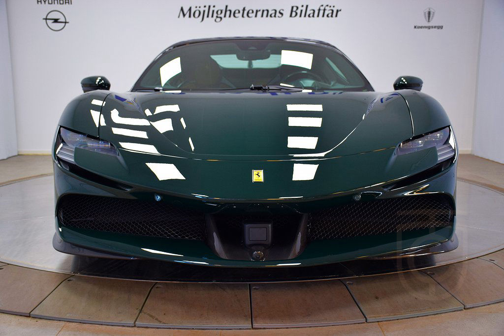 Ferrari SF90 Spider 4.0 V8 DCT 735kW 2024