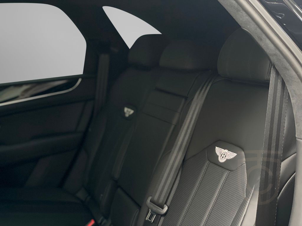 Bentley Bentayga 4.0 V8