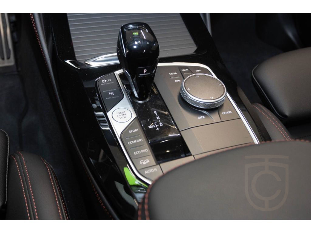 BMW X4 xDrive30dMSport+AHK+Panorama+HUD+Leder+StandH
