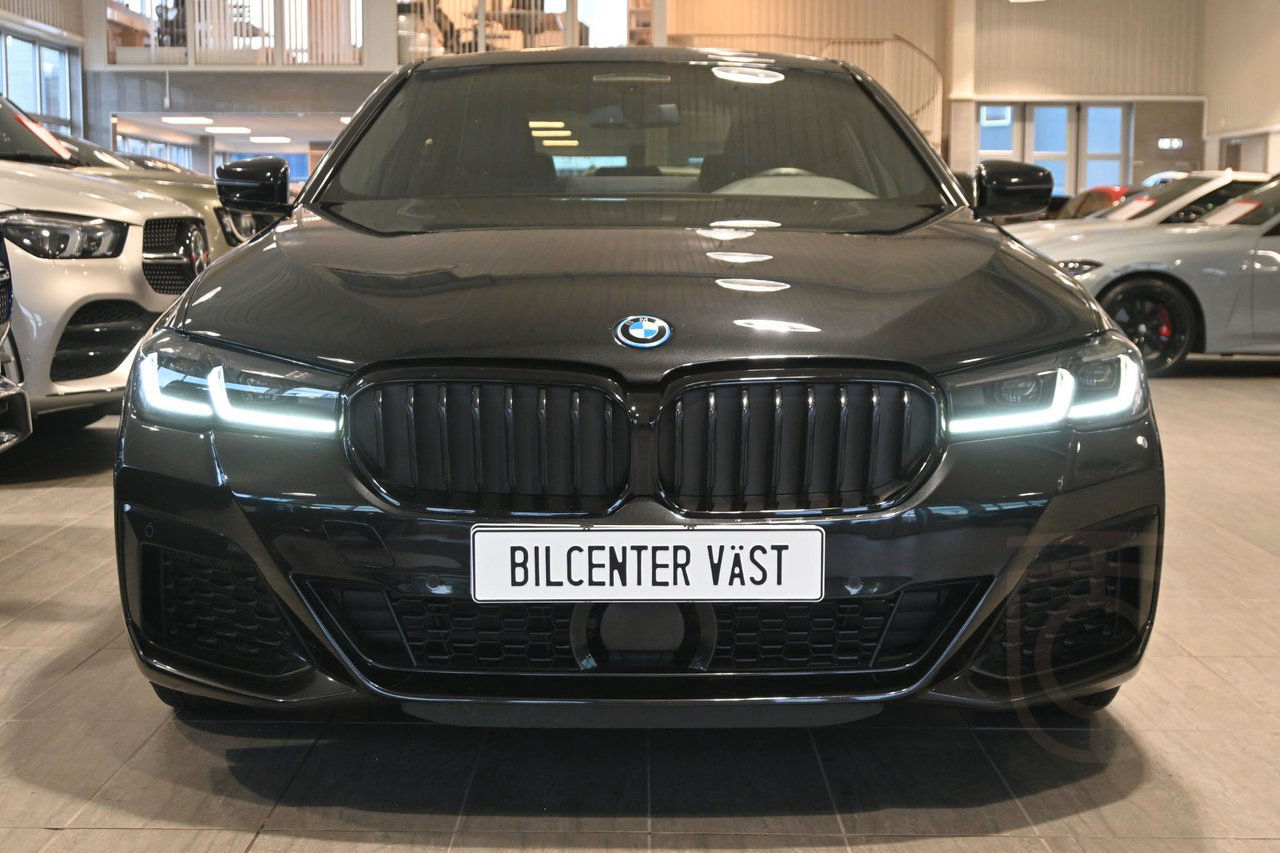 BMW 545 e xDrive M Sport Pro 19"