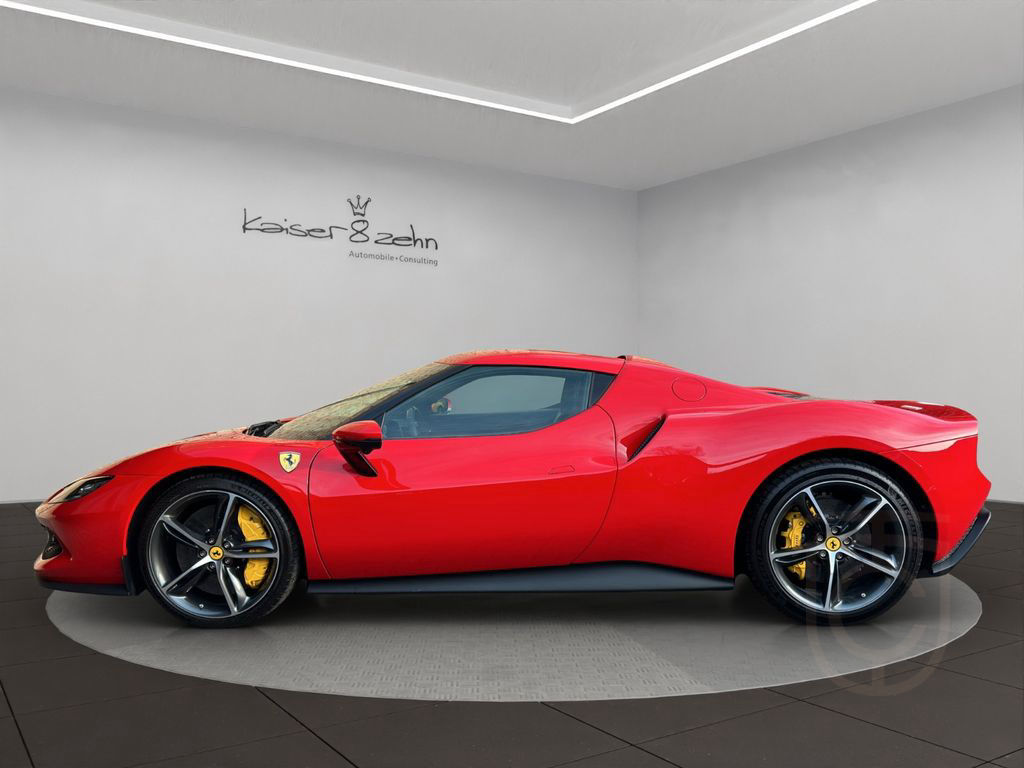 Ferrari 296 GTB *Lift* *Racing Sitze*