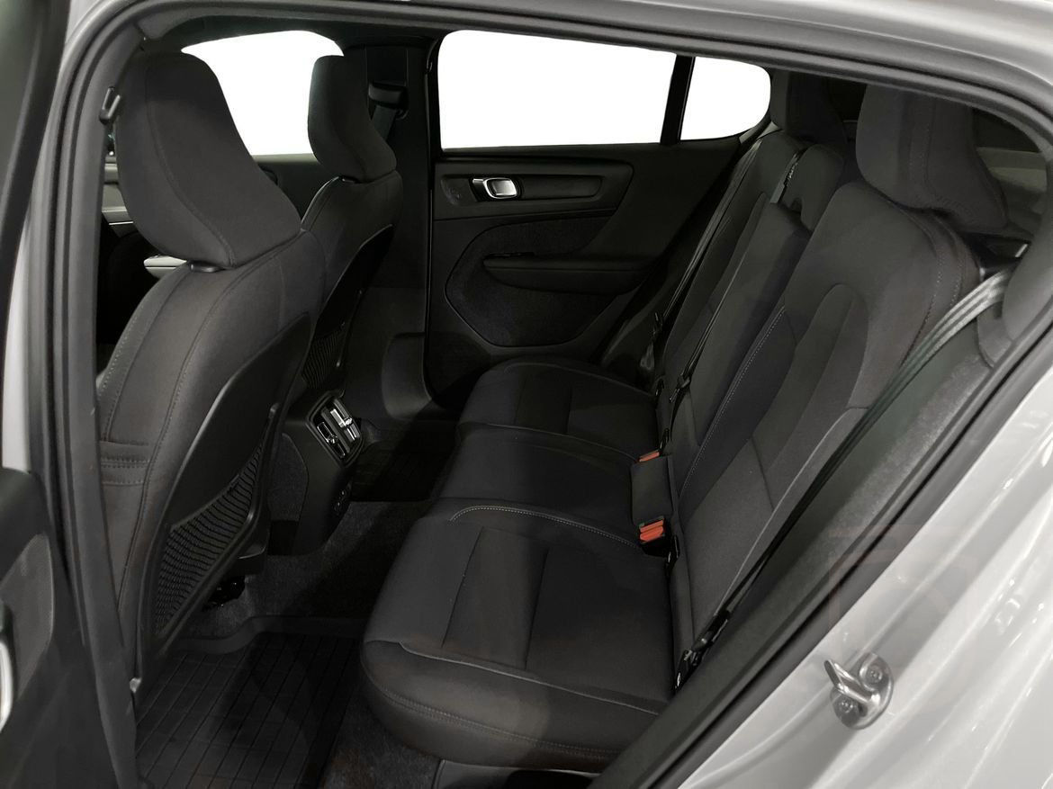 Volvo C40 Recharge Single Motor Extended Range Core