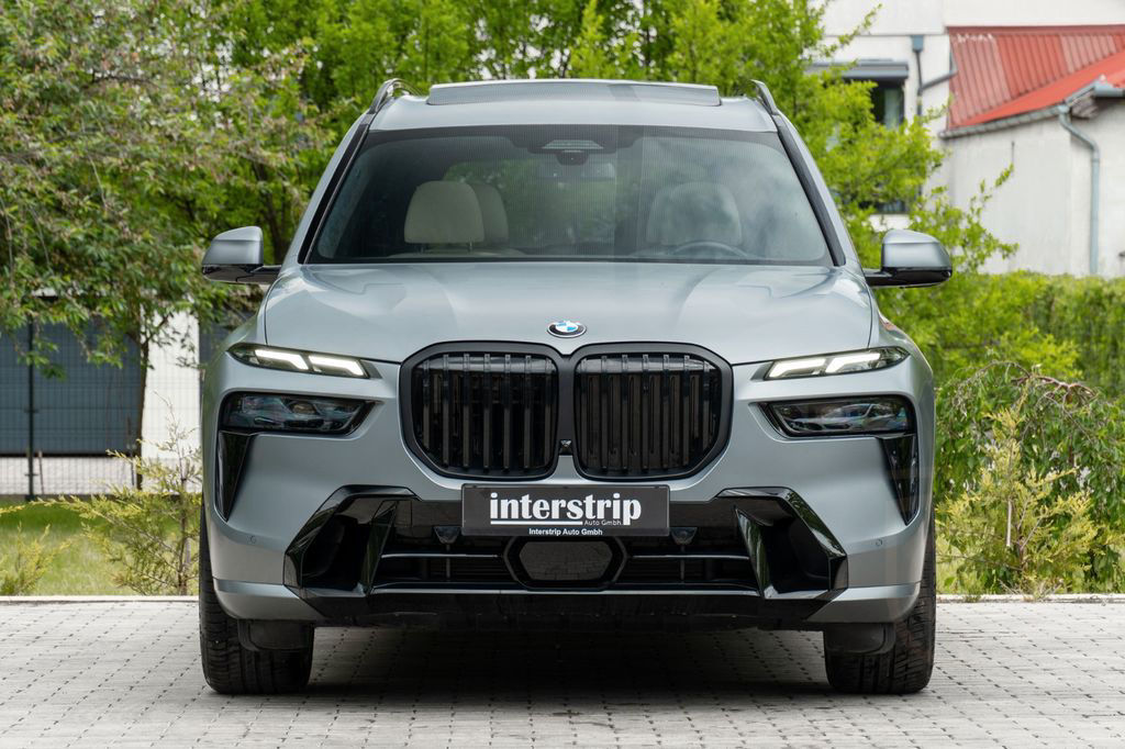 BMW X7 40d M SPORT.INDIVIDUAL.MASSAGE,SKY.6 SITZ.22"
