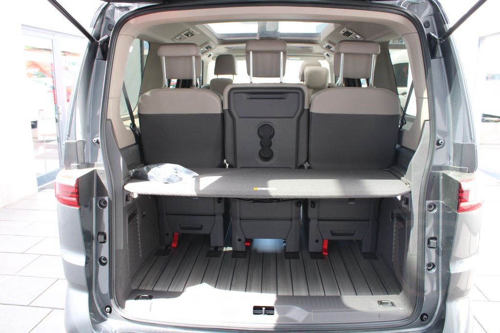 Volkswagen T7 Multivan 2.0 TDI SCR DSG LÜ Edition Life RFK