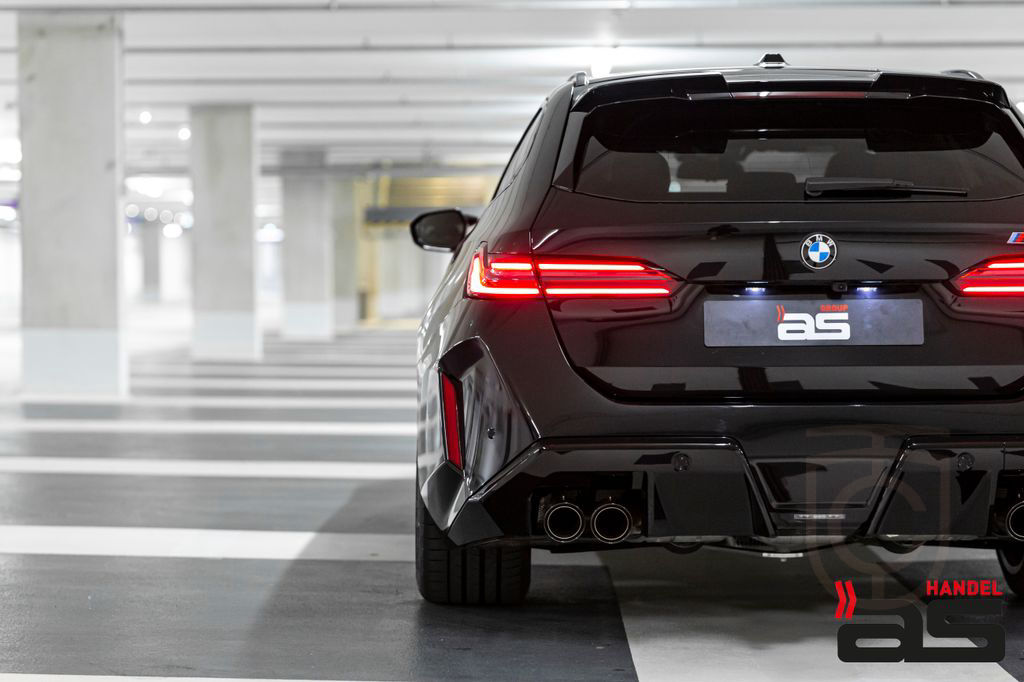 BMW M5 touring Ultimate|Keramik|Carbon|Pano|B&O|21"