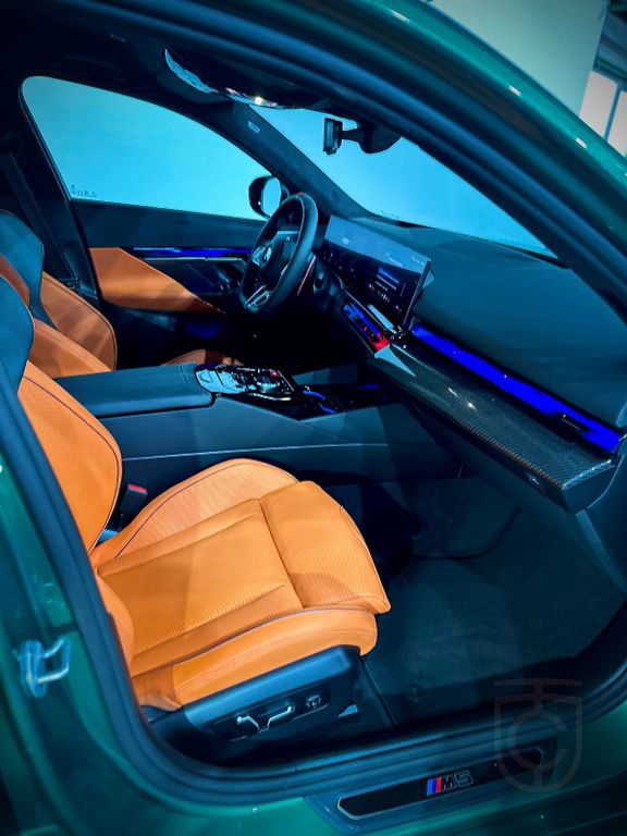 BMW M5 / Ultimate Paket/Prod. 2025/Keramik/Carbon