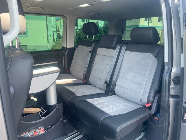 Volkswagen Multivan 6.1 Comfortline Edition Motor: 2,0 l TD