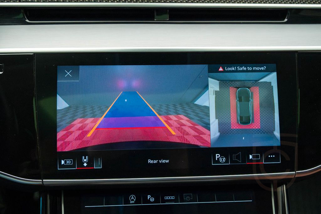 Audi S8 TFSI quattro tiptronic