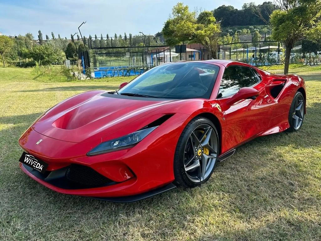 Ferrari F8 Spider Rosso Corsa~Sollevatore~Lift~360°~