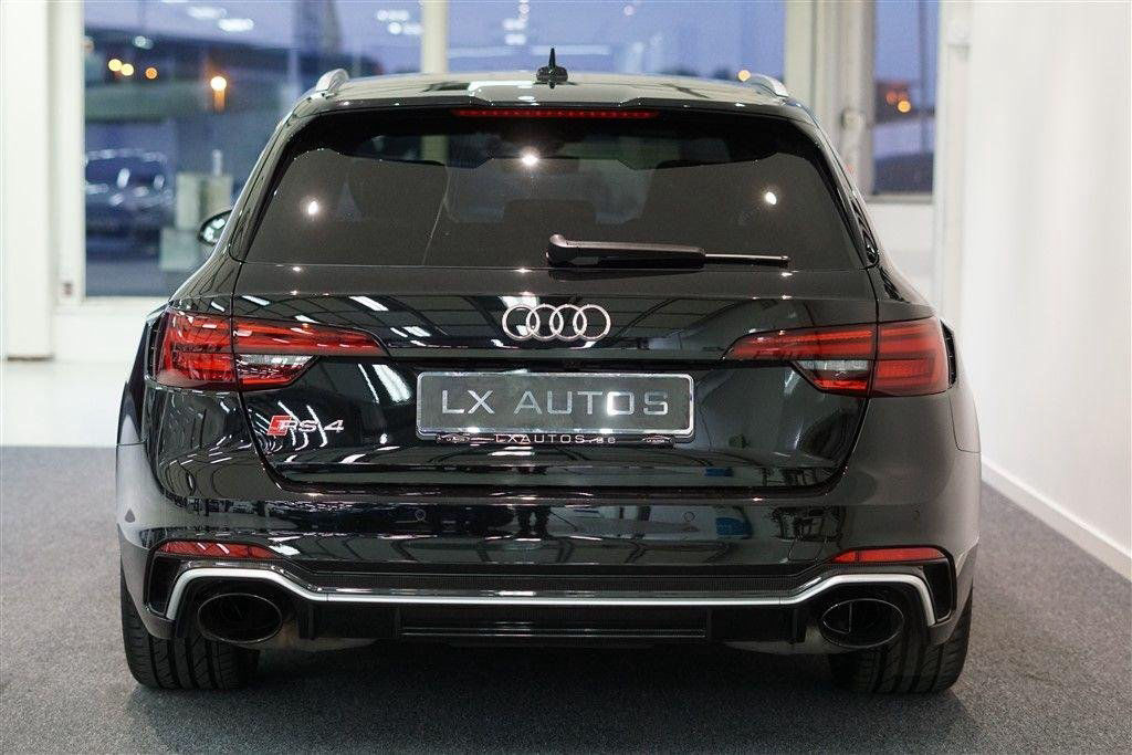 Audi RS4 Avant 2.9 V6 450Hk I Svensk I OBS Spec