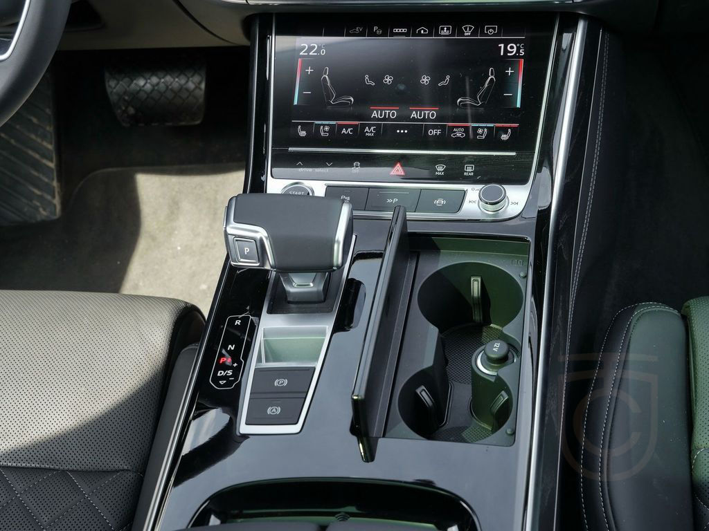 Audi A8 Lang 60 TFSIe qu S line Ruhesitz*Air*B&O*Pano