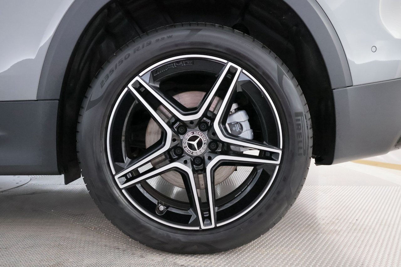 Mercedes-Benz GLB 220 d 4MATIC 8G-DCT AMG Line