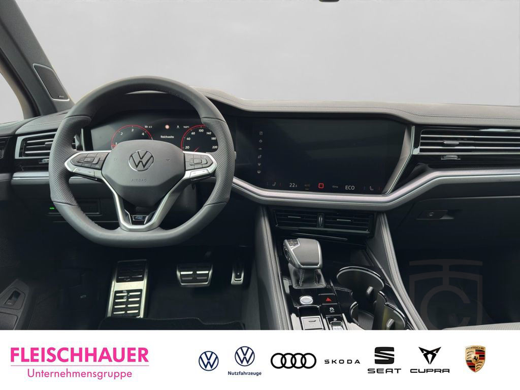 Volkswagen Touareg R-Line 3,0 TDI 4Motion HUD Luftfederung