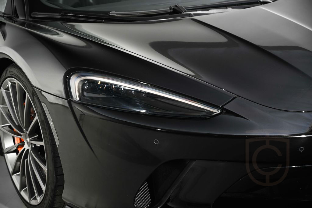 McLaren GT | Premium | Panoramic | B&W | Lift | VAT