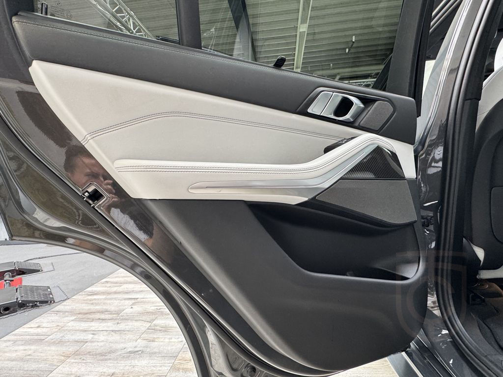 BMW X5 xDr30d M Sport Pro 22Zoll Luftfeder ACC 360°