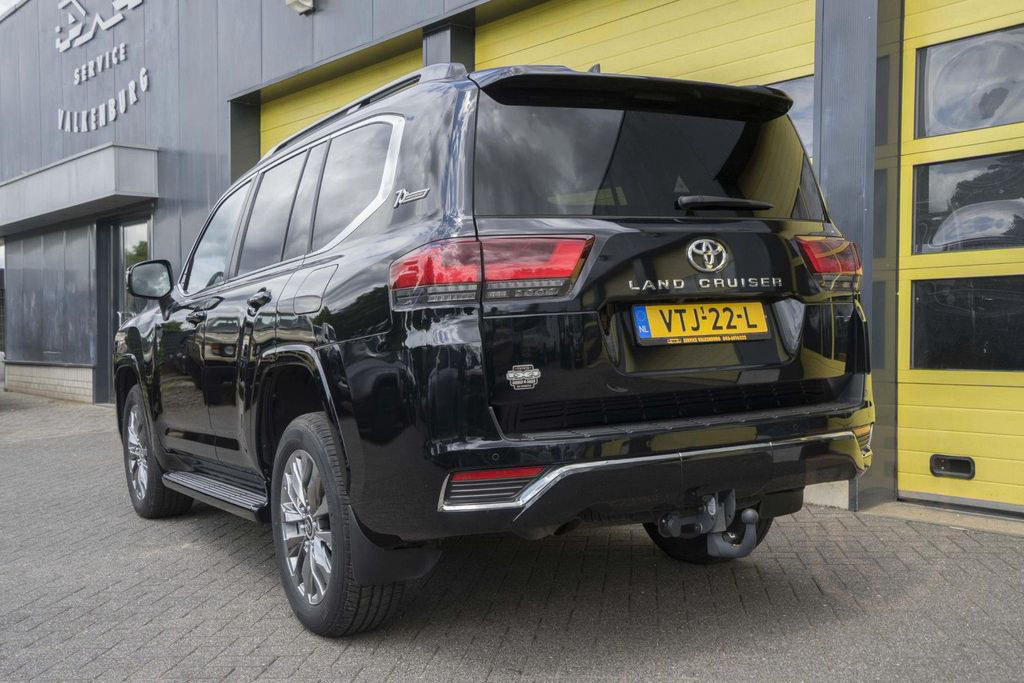 Toyota Land Cruiser Land cruiser 300 70 th anniversary