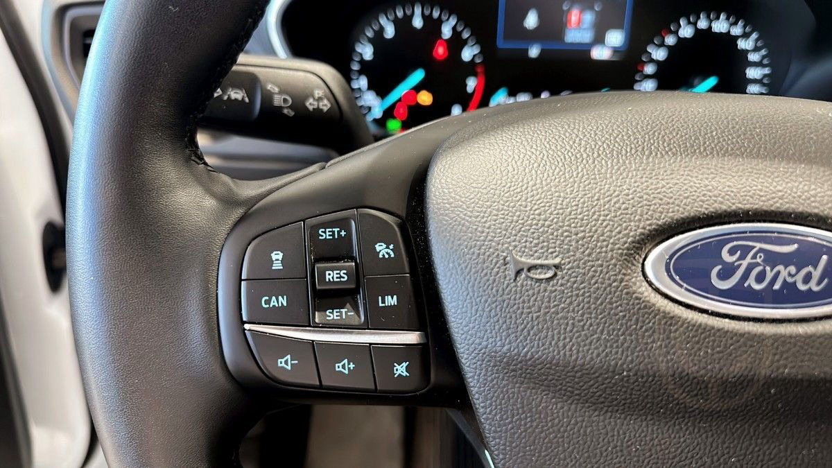 Ford Focus Active 1.0 Hybrid