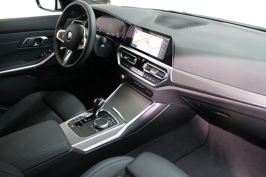 BMW 320 d xDrive Touring DEMOBIL Nybilskänsla