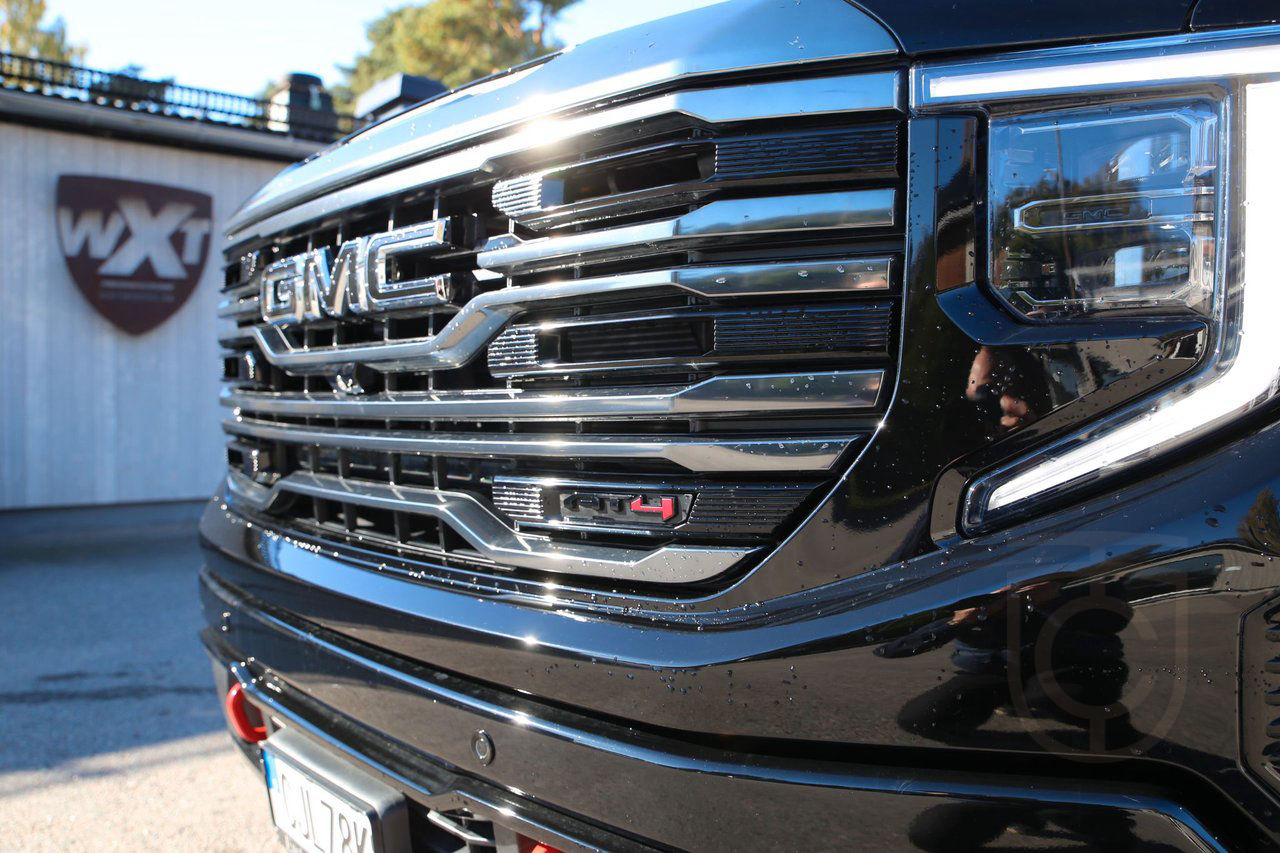 GMC Sierra  Elevation 1500 AT4, 3,0L Duramax,8" Flak