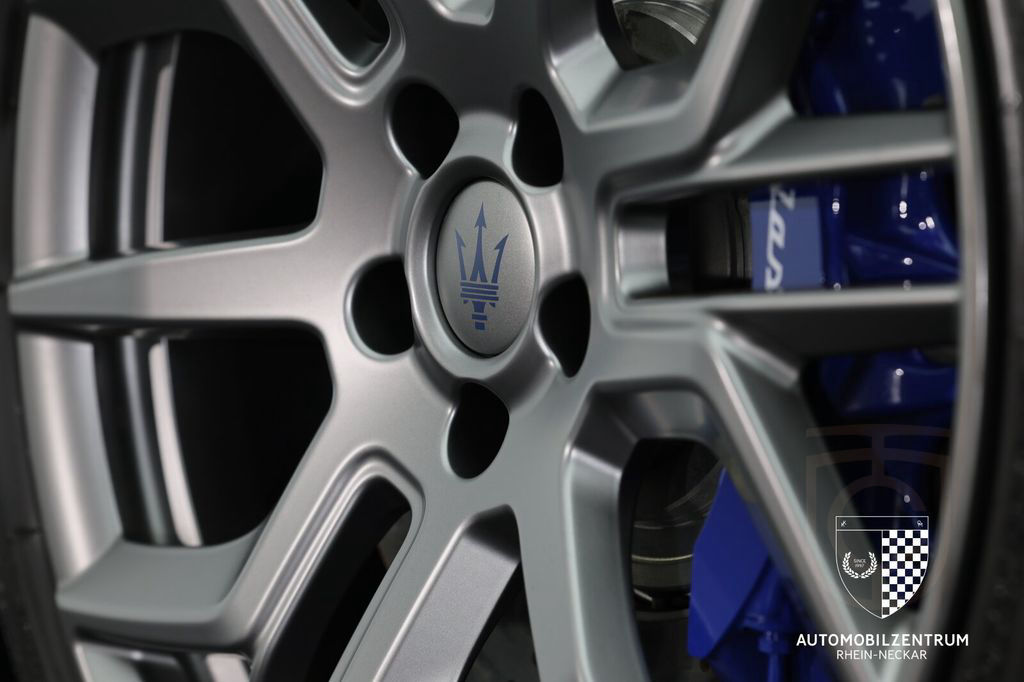 Maserati MC20 Icona 1 of 20/MC12-Celebration/RacingSeats