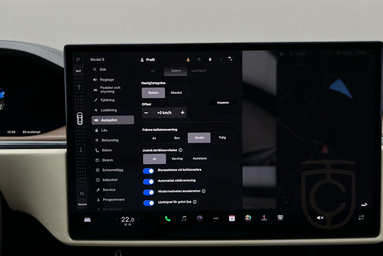 Tesla Model S AWD Yoke