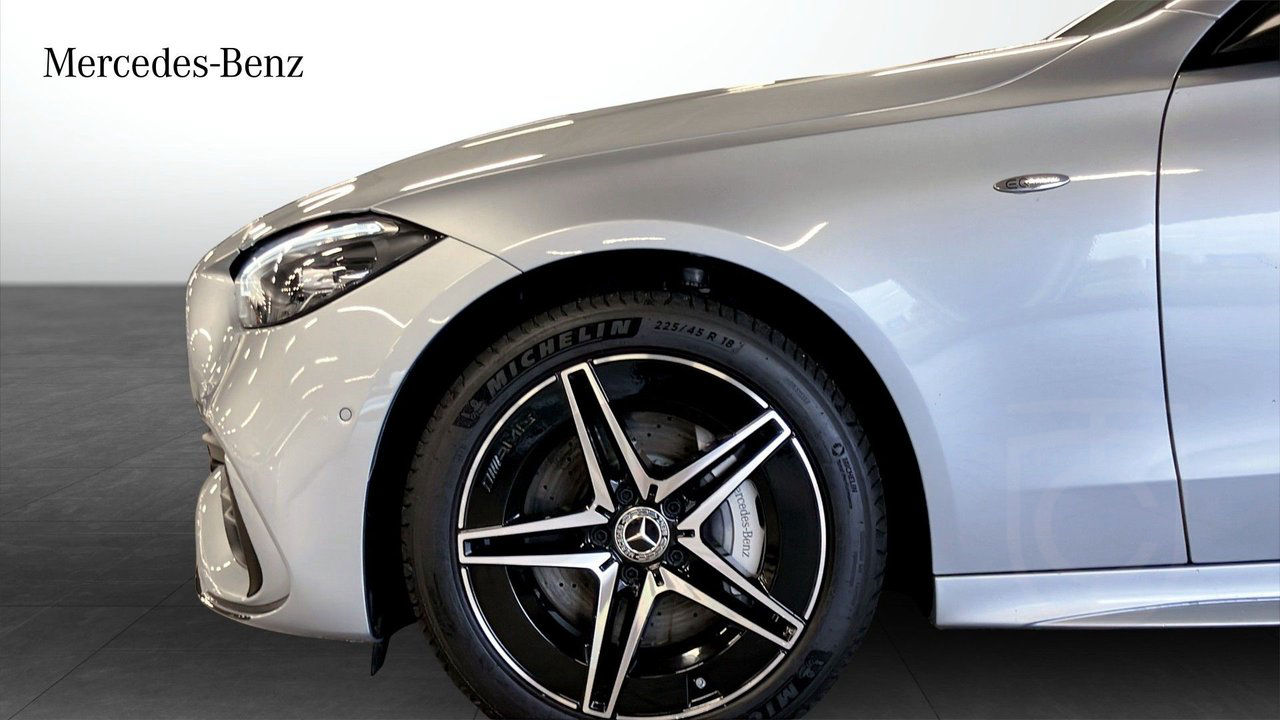 Mercedes-Benz C 300 e AMG Night PHEV 115km