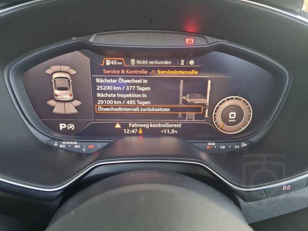 Audi TT RS quattro RS-Dämpf-Regl. RS-Abgas SideAssist