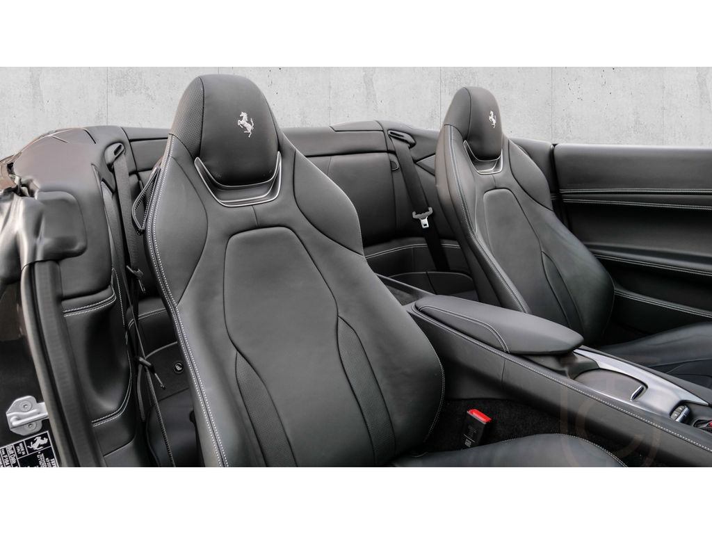 Ferrari Portofino M *Carbon+LED*MagneRide*360°-Kamera*JB