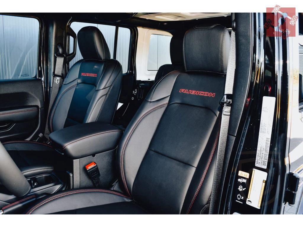 Jeep Wrangler Unl. Rubicon 2.0l US Stoßstange 285 AT