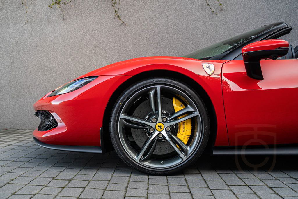 Ferrari 296 GTS