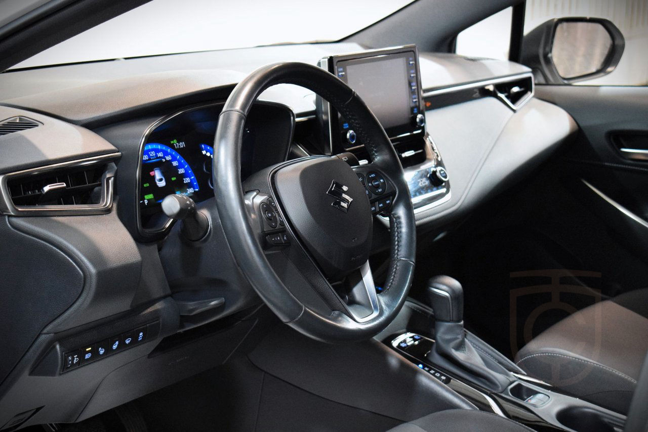 Suzuki Swace 1.8