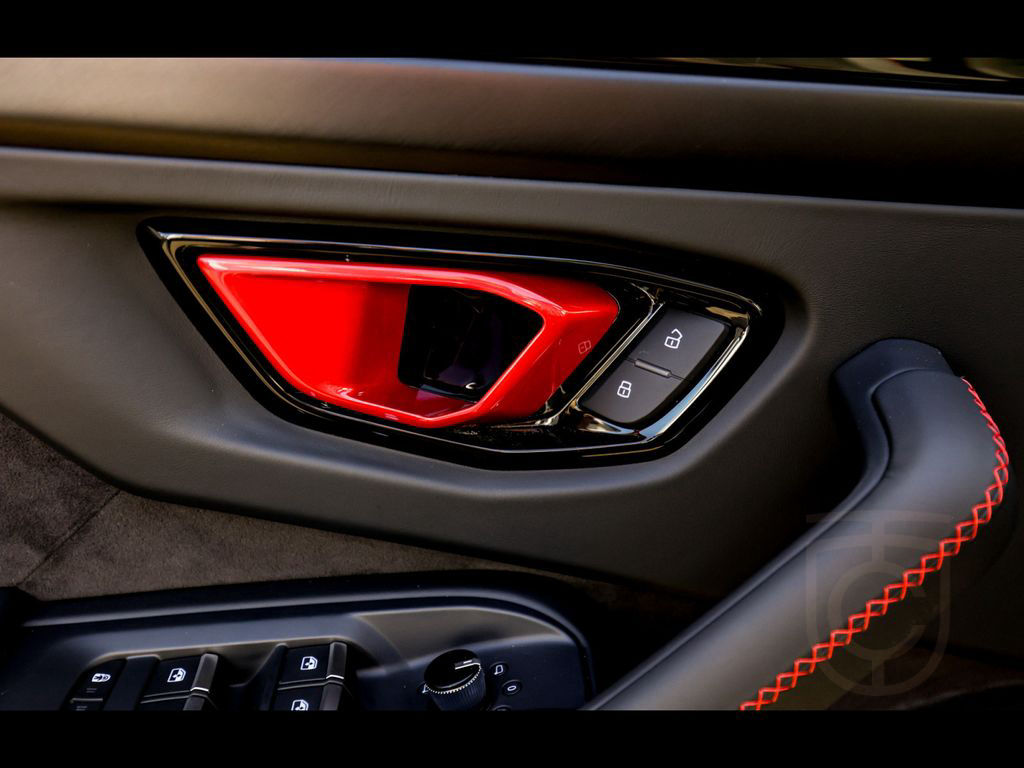Lamborghini Urus SE°5Y SERVICE°PERFORMANTE°23°PANO°B&O 3D