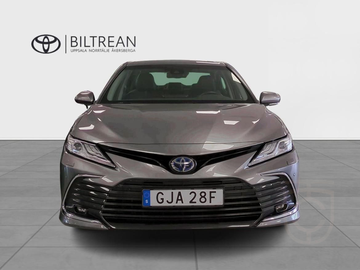 Toyota Camry Hybrid 2,5 Executive Vinterhjul