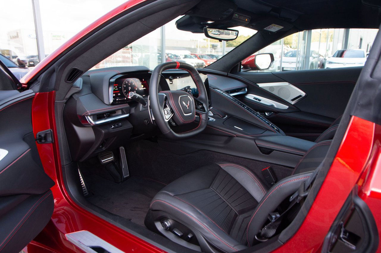 Chevrolet Corvette C8 Stingray Coupe 3LT