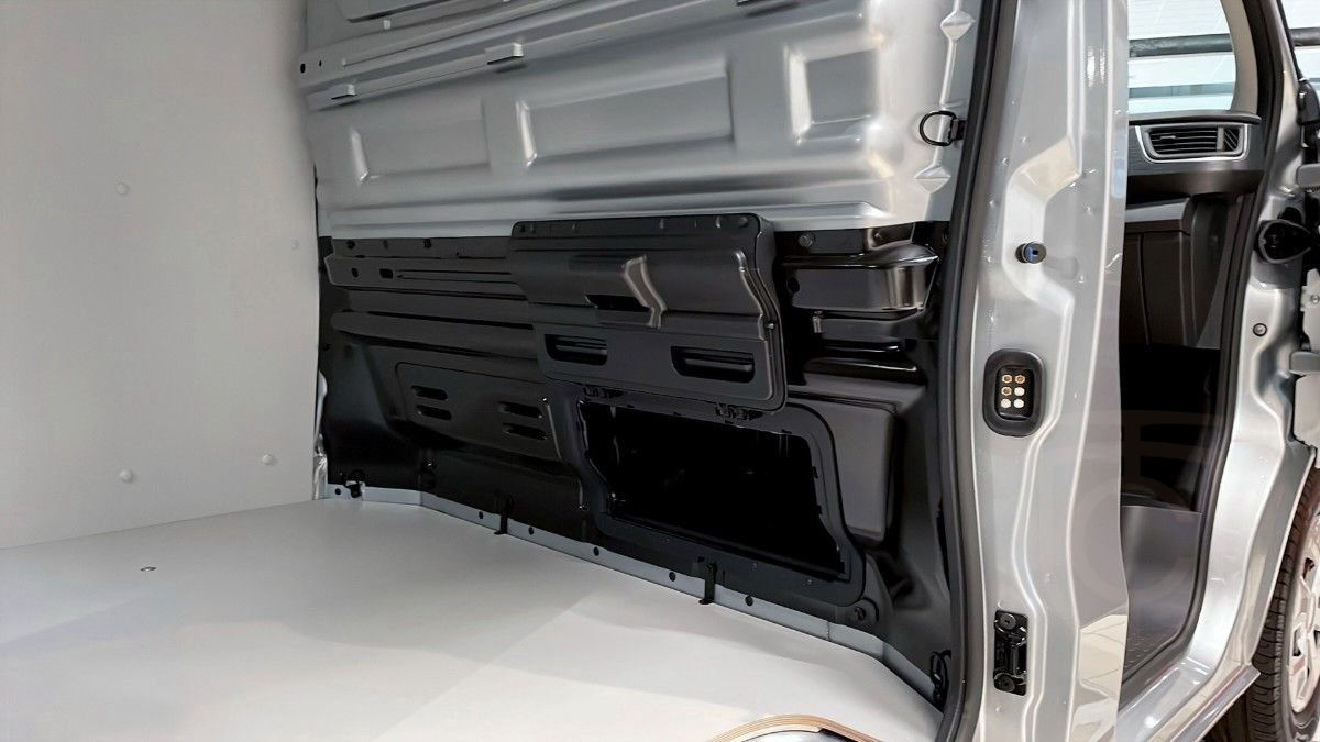 Renault trafic TRAFIC L2H1 NORDIC LINE DCI 150 EDC AUTOMAT