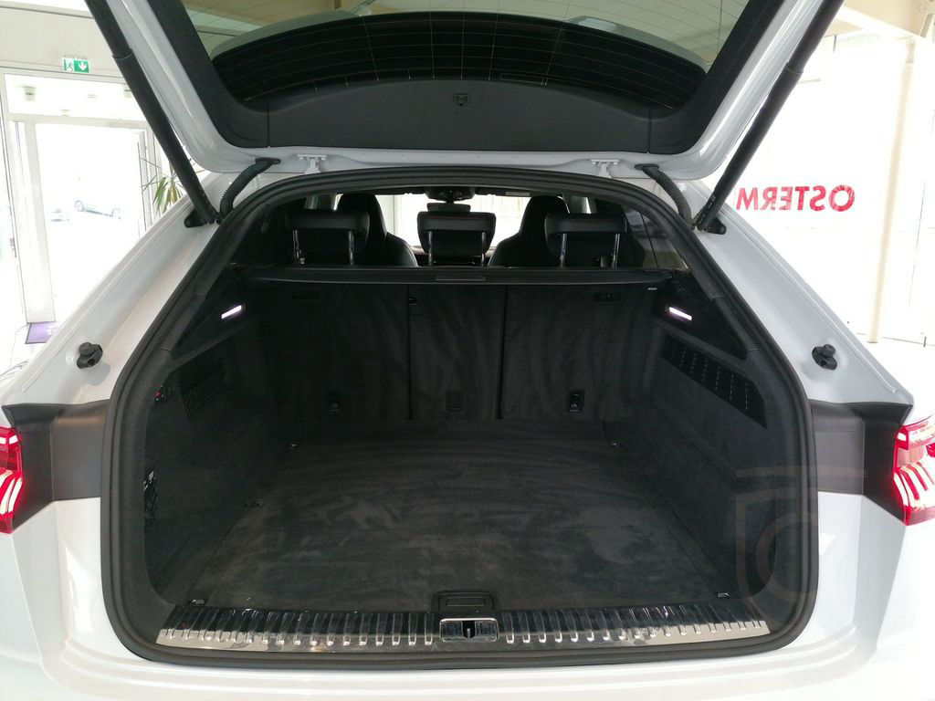 Audi RS Q8 600PS QUATTRO AHK.PANO.STANDHZG.B&O.360°KA