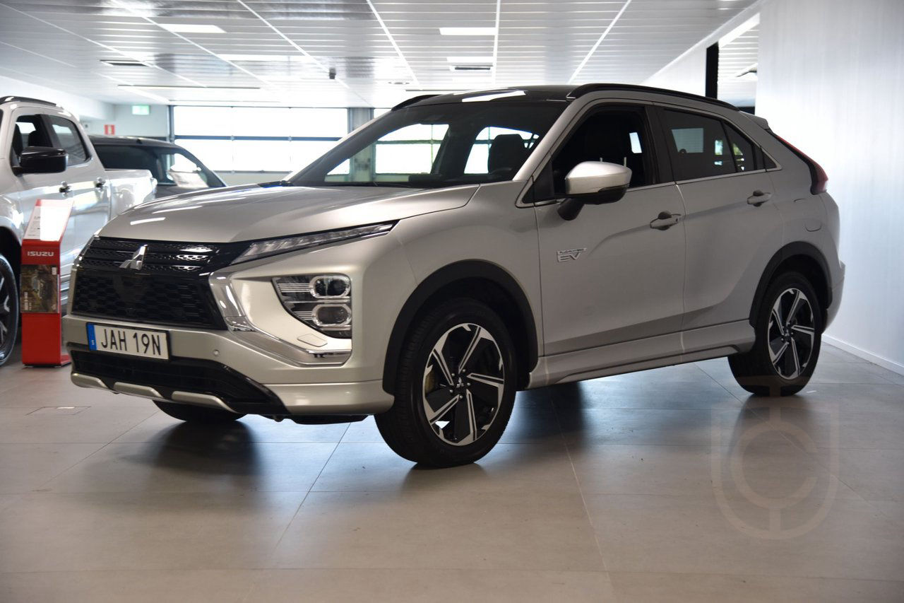 Mitsubishi Eclipse Cross 2.4 Plug-In Hybrid 4WD PANO