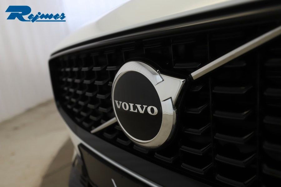 Volvo V60 B4 Diesel Plus Dark