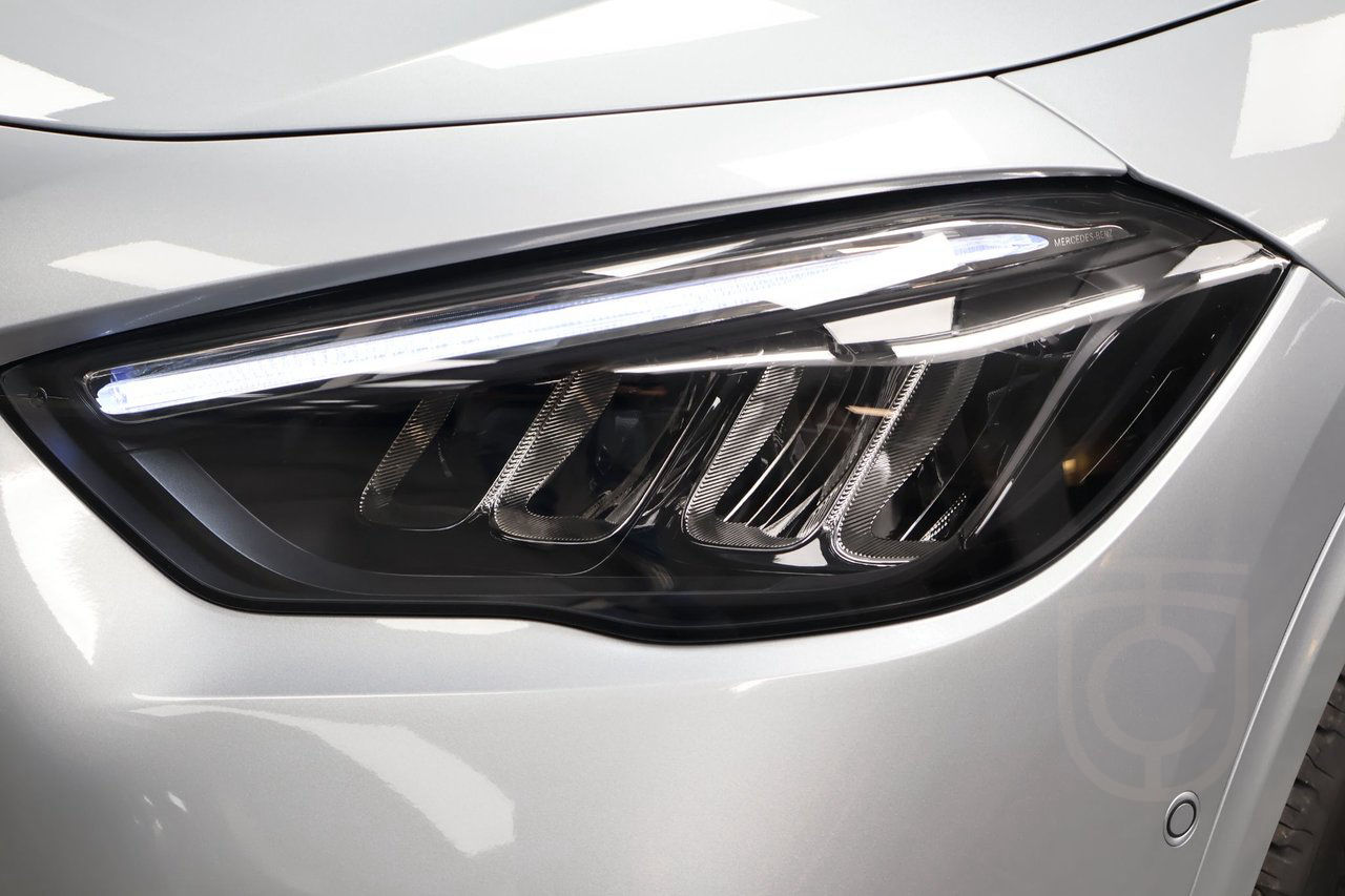 Mercedes-Benz GLA 200 AMG Line ADVANCED PLUS